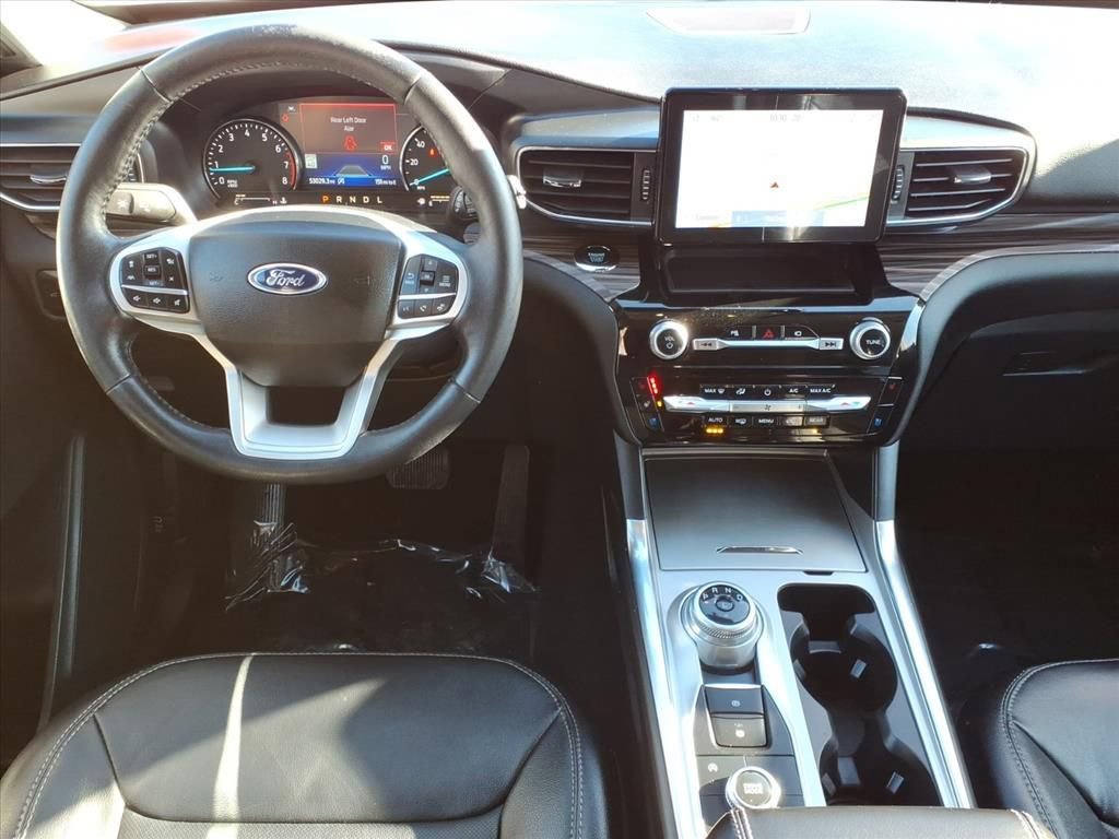 Certified 2023 Ford Explorer Limited image 13