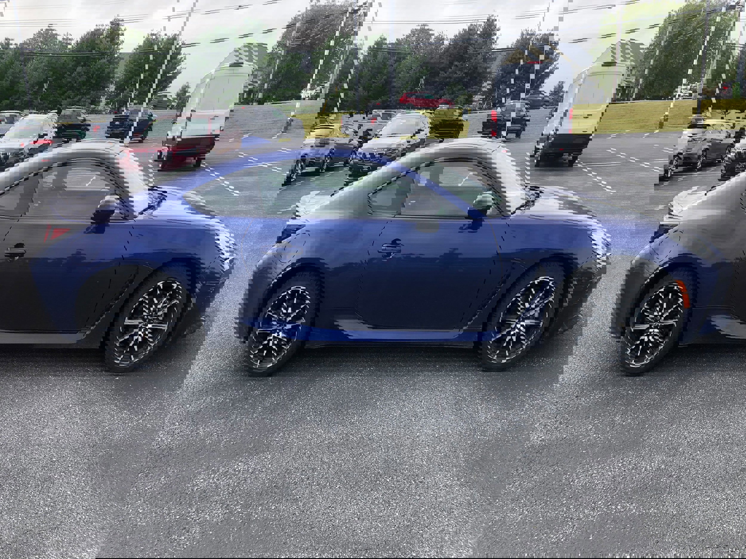 Used 2023 Toyota GR86 video 2