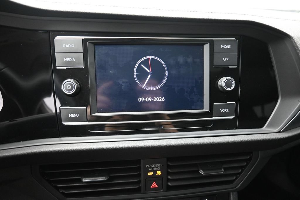 Used 2023 Volkswagen Jetta SE FWD image 9