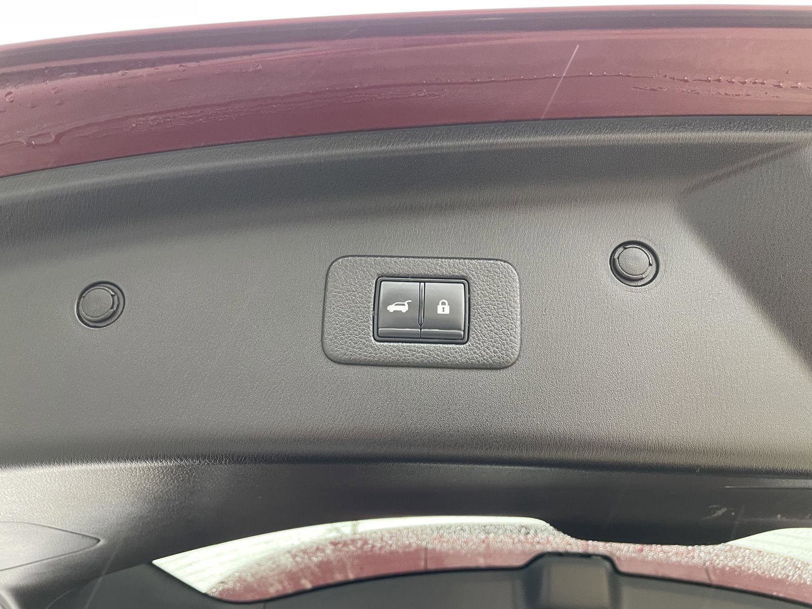 Used 2023 Nissan Armada Platinum w/ Cargo Package AWD/4WD image 44