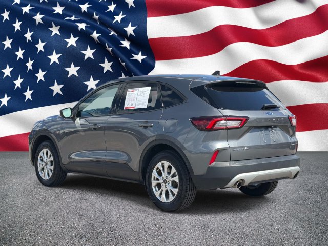 Certified 2025 Ford Escape Active AWD/4WD image 9