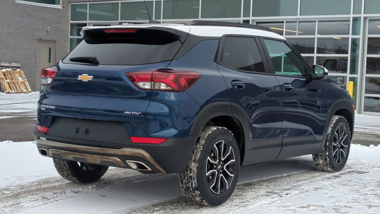 Used 2023 Chevrolet TrailBlazer ACTIV image 7