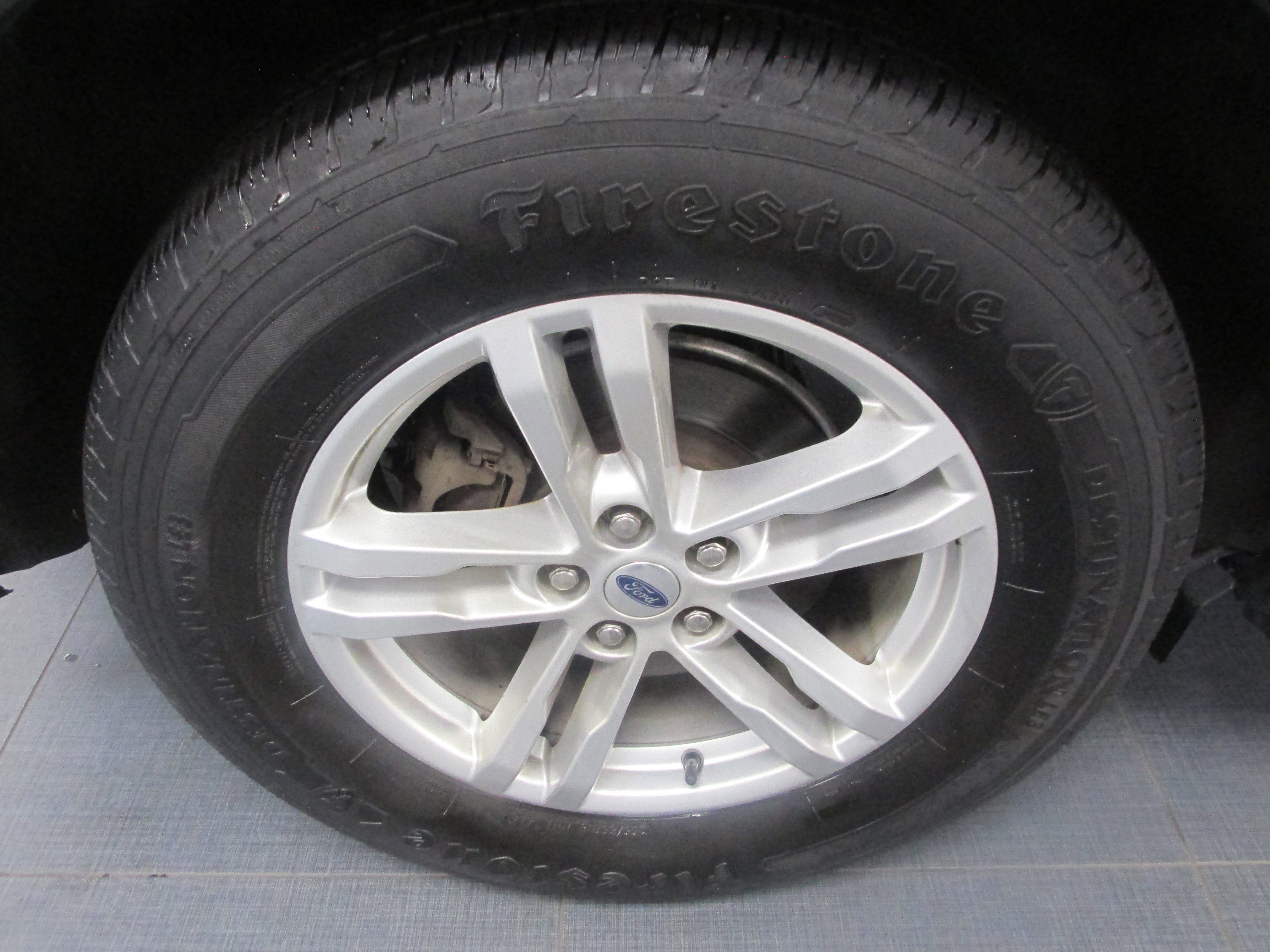 Certified 2023 Ford Explorer XLT w/ Equipment Group 202A AWD/4WD image 16