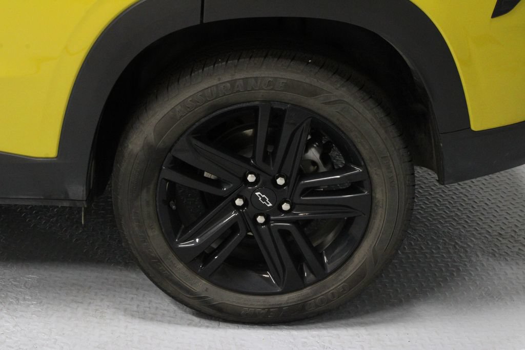 Used 2025 Chevrolet Trax ACTIV w/ Driver Confidence Package FWD image 18