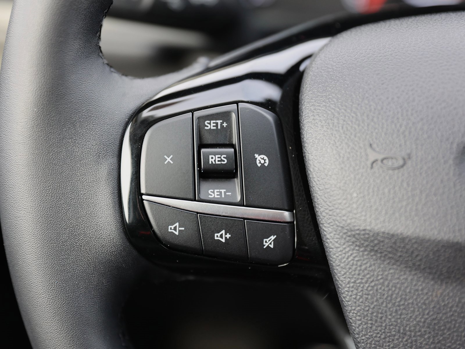 Certified 2022 Ford Escape SE w/ Convenience Package image 37