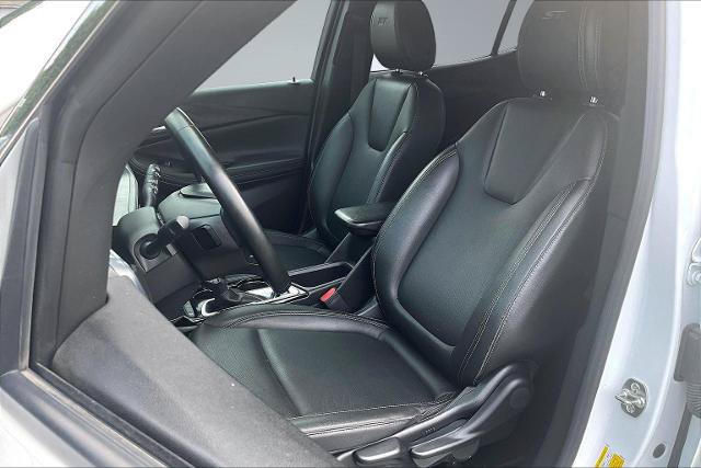 Used 2024 Buick Encore GX Sport Touring FWD image 25