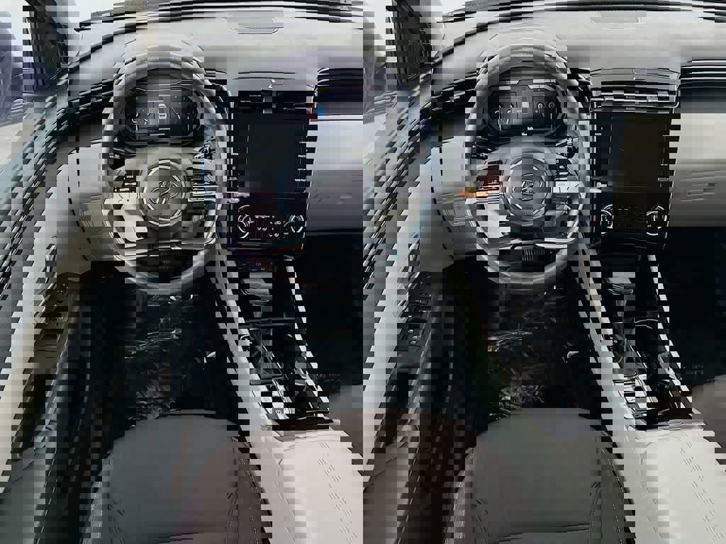 Used 2022 Hyundai Tucson SE image 13