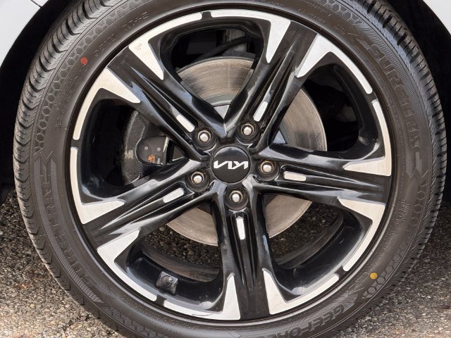 Used 2023 Kia K5 GT-Line AWD/4WD image 17