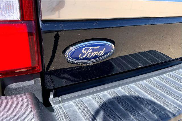 Certified 2025 Ford F350 Platinum image 30