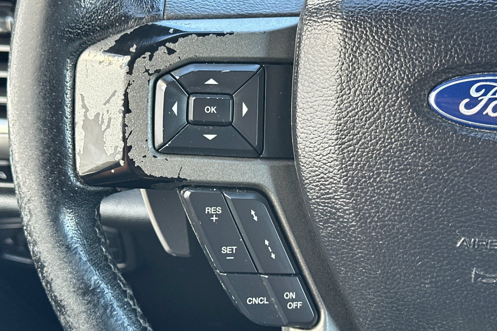 Certified 2019 Ford F150 Raptor w/ Equipment Group 802A Luxury AWD/4WD image 25