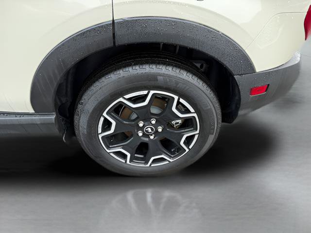 Certified 2025 Ford Bronco Sport Outer Banks w/ Outer Banks Tech Package+ AWD/4WD image 23