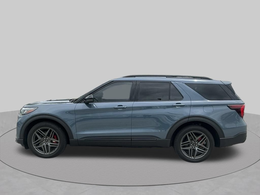 Certified 2025 Ford Explorer ST RWD image 4