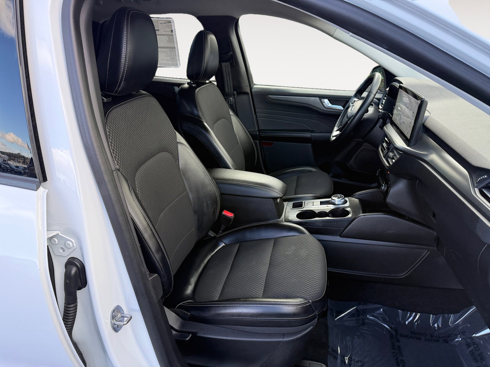 Certified 2023 Ford Escape SE image 19