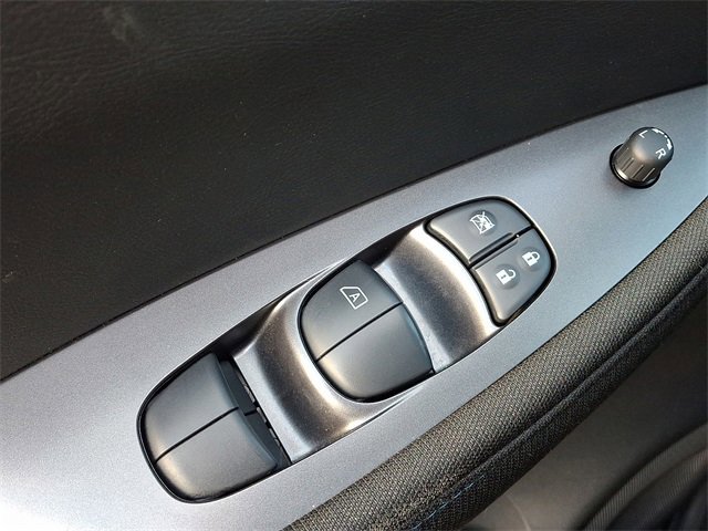 Used 2023 Nissan Leaf S image 26