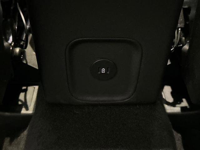 Certified 2025 Ford Escape SE w/ PHEV Premium Package image 30