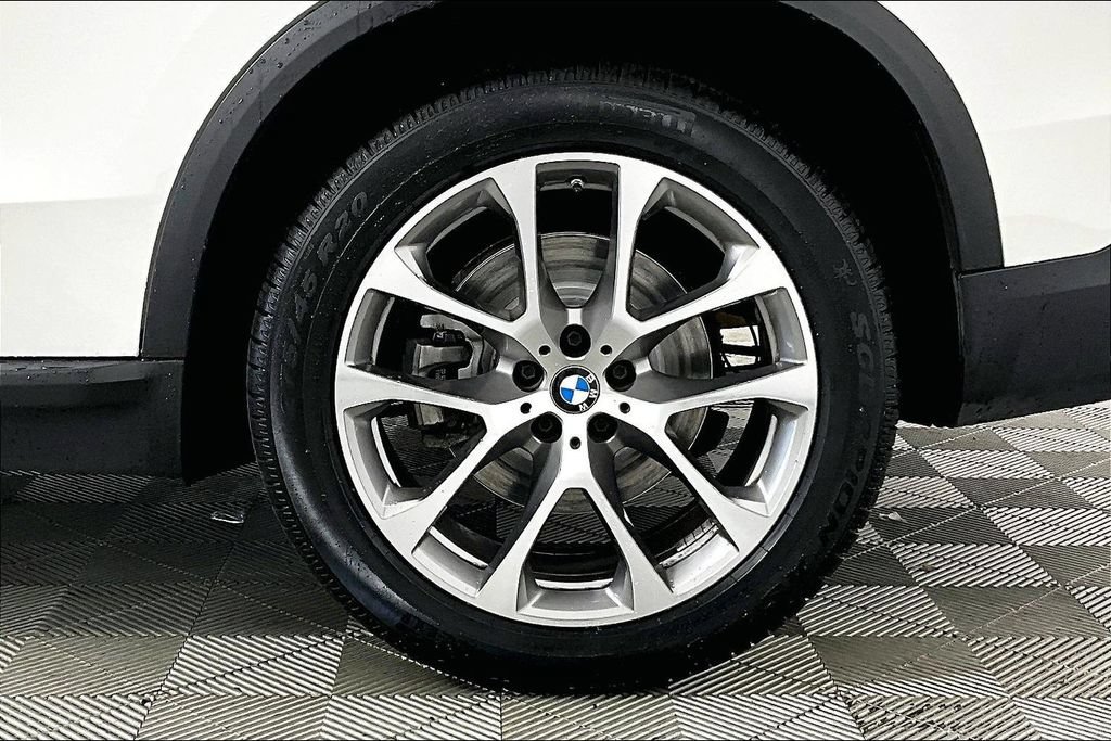 Used 2023 BMW X5 xDrive40i AWD/4WD image 8