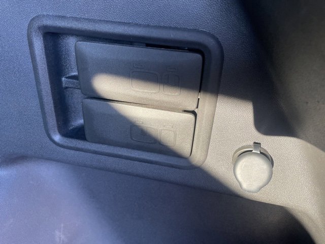 Used 2023 Chevrolet Equinox LT image 14