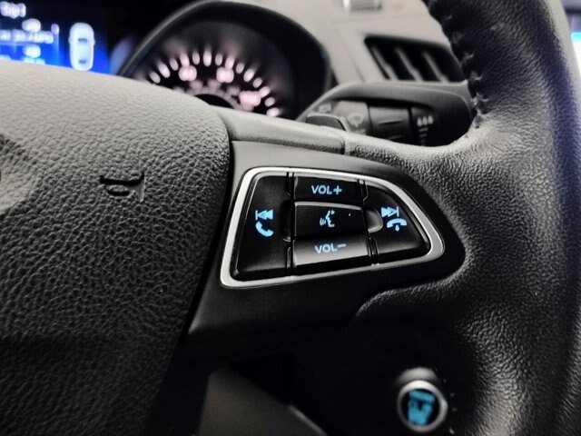Certified 2017 Ford Escape Titanium FWD image 40