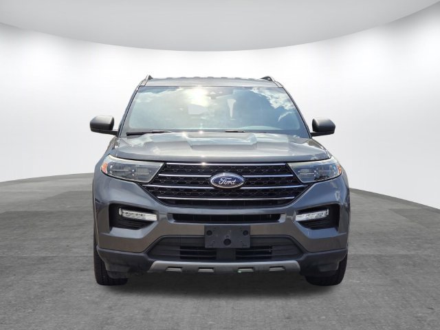 Certified 2020 Ford Explorer XLT w/ Equipment Group 202A RWD image 2