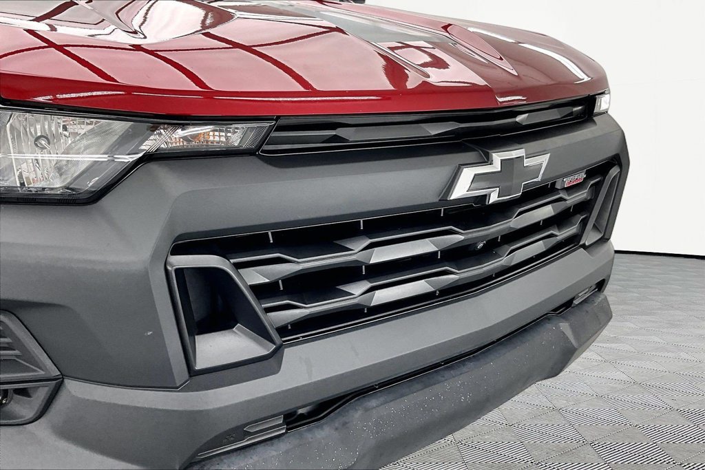 Used 2026 Chevrolet Colorado Trail Boss AWD/4WD image 29