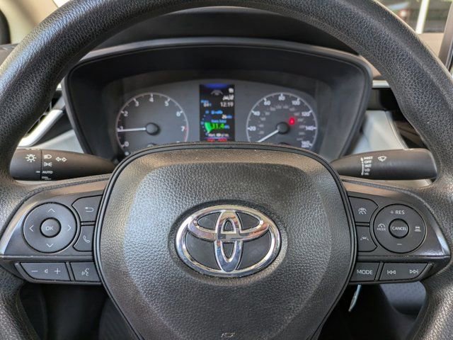 Used 2025 Toyota Corolla LE FWD image 23
