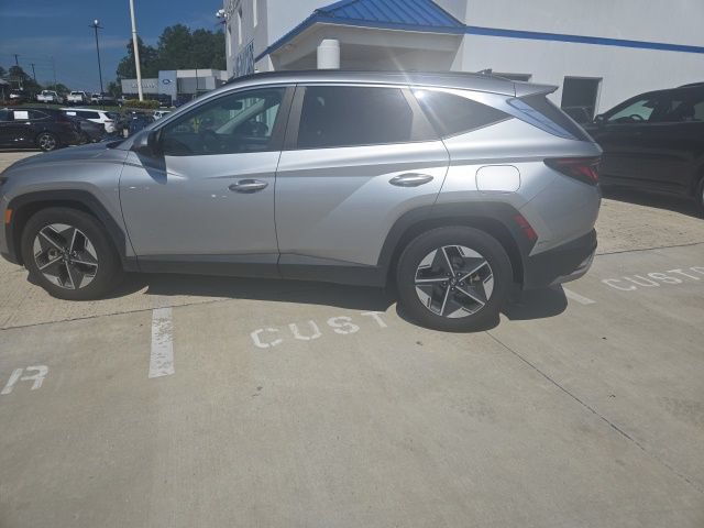 Used 2025 Hyundai Tucson SEL FWD image 40