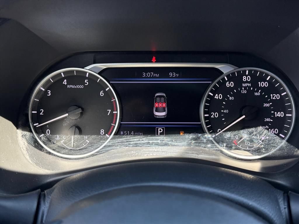 Used 2025 Nissan Sentra SV FWD image 18