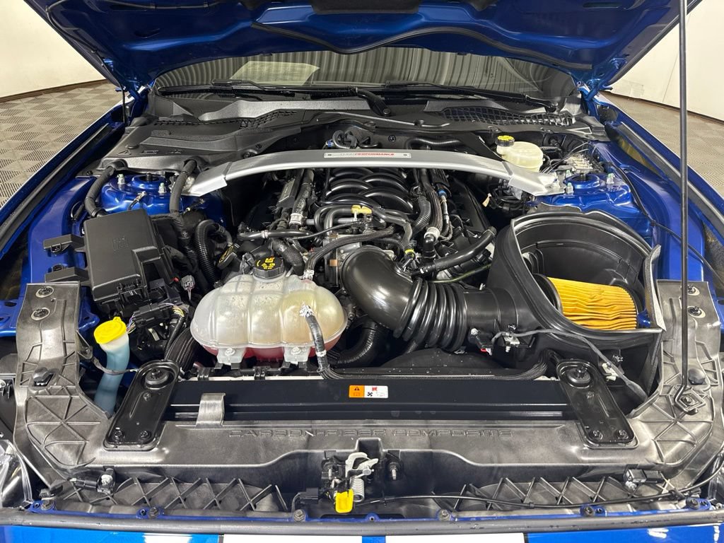 Certified 2017 Ford Mustang Shelby GT350 RWD image 3
