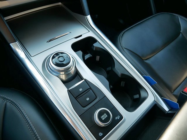 Certified 2022 Ford Explorer XLT w/ Equipment Group 202A image 27