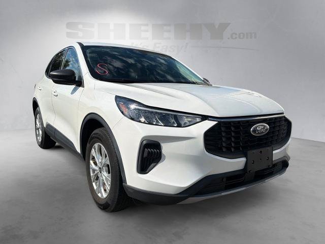 Certified 2023 Ford Escape Active AWD/4WD image 2