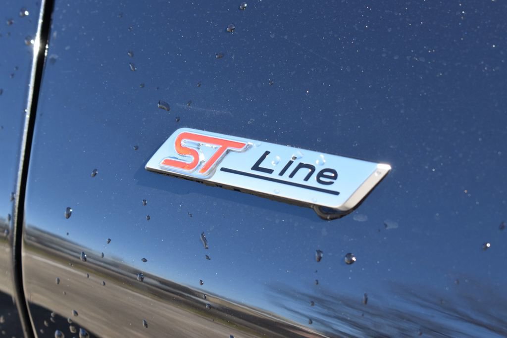 Certified 2025 Ford Explorer ST-Line w/ ST-Line Street Pack image 6