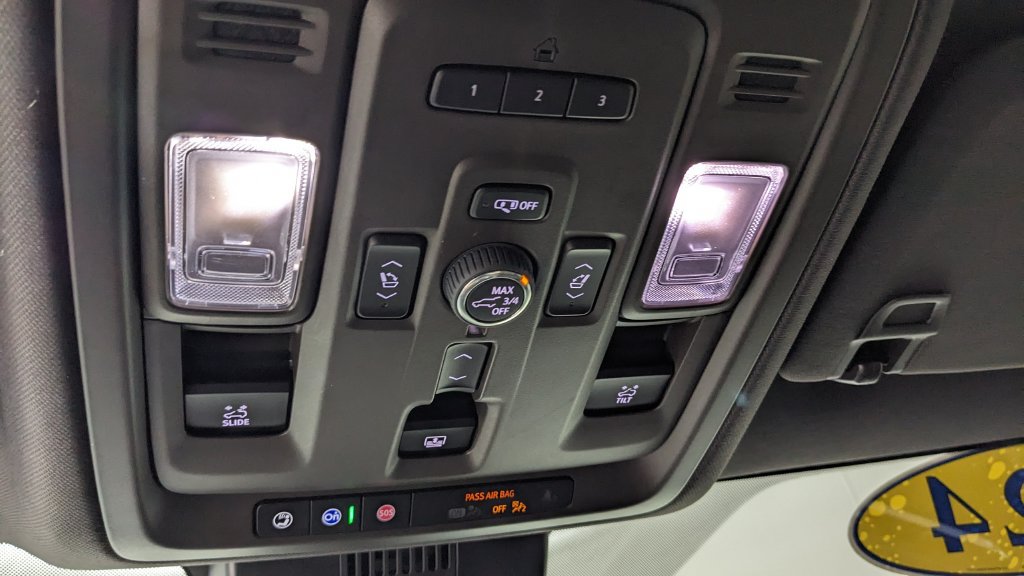 Used 2024 GMC Yukon XL Denali w/ Denali Reserve Package AWD/4WD image 33