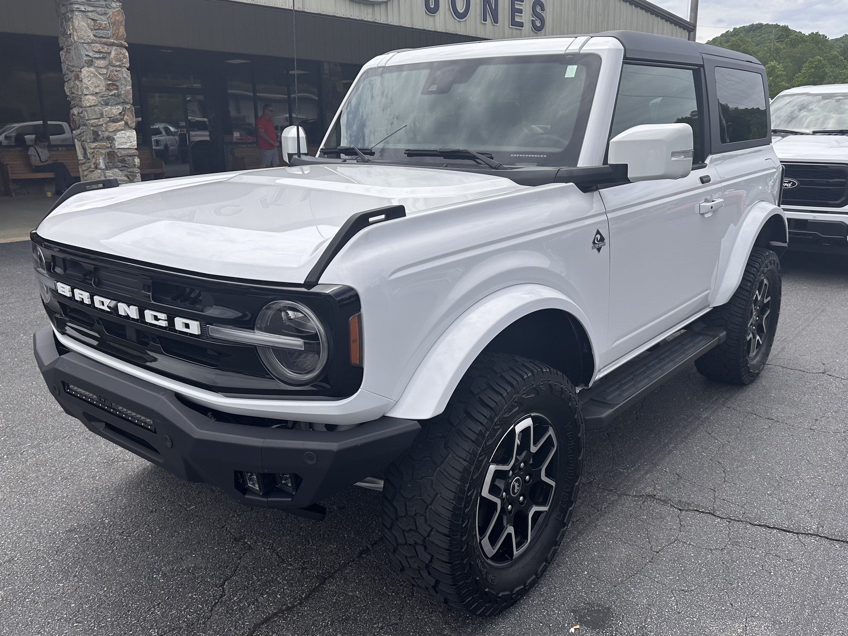 Certified 2021 Ford Bronco Outer Banks AWD/4WD image 2