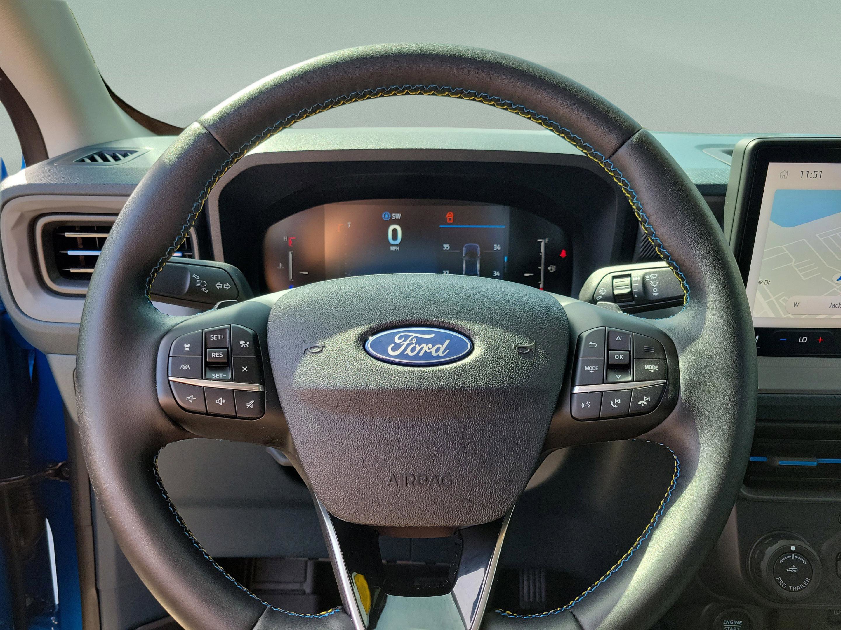 Certified 2025 Ford Maverick Lobo AWD/4WD image 27
