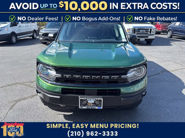 Certified 2023 Ford Bronco Sport Outer Banks w/ Tech Package AWD/4WD image 2