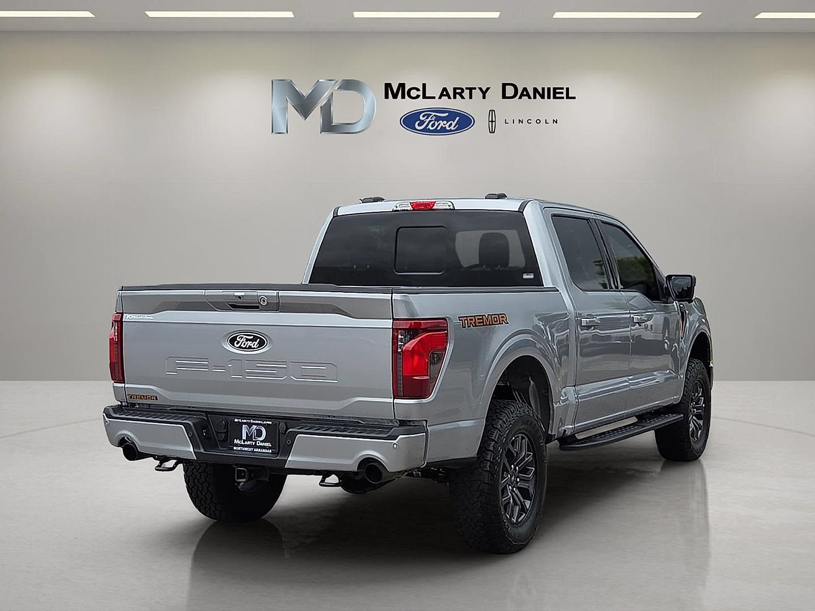 Certified 2025 Ford F150 Tremor w/ Mobile Office Package AWD/4WD image 5