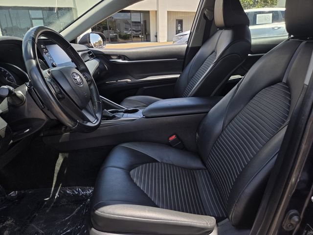 Used 2022 Toyota Camry SE FWD image 12