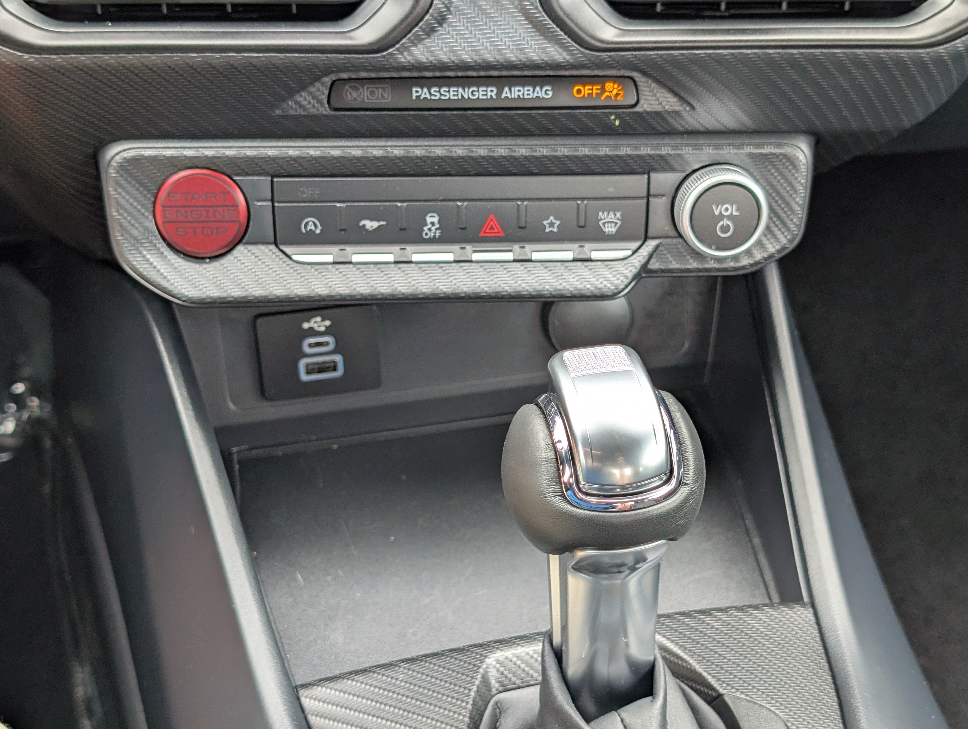Certified 2025 Ford Mustang Coupe RWD image 21