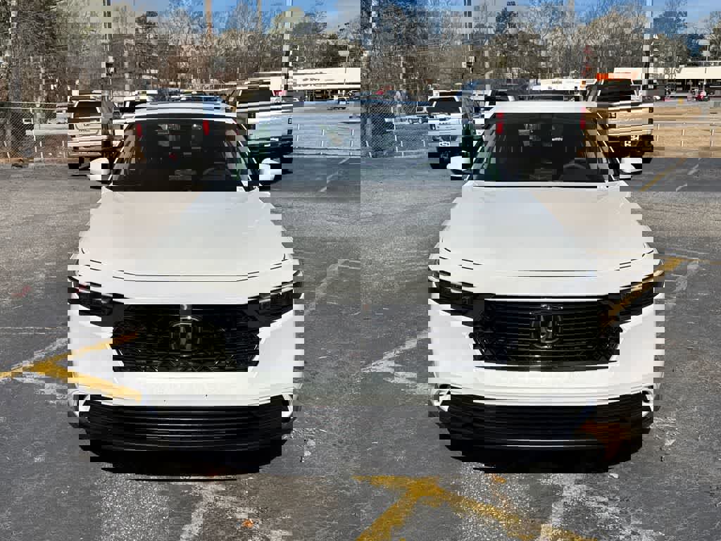 Used 2024 Honda Accord EX image 2