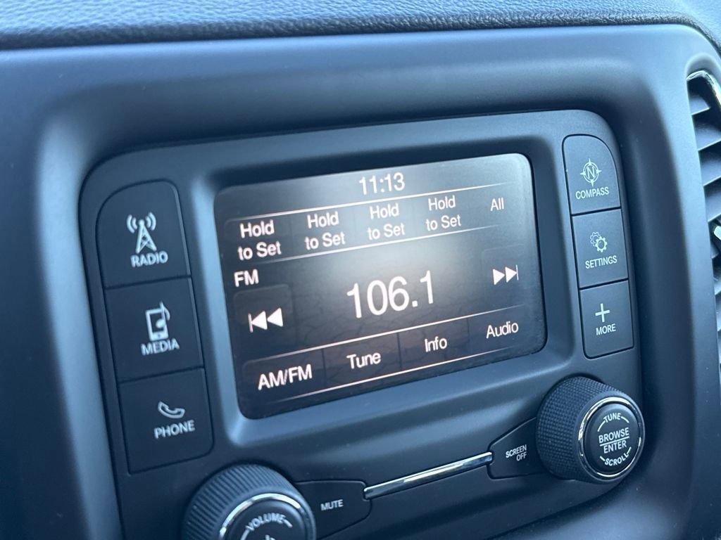 Used 2018 Jeep Compass Latitude image 20