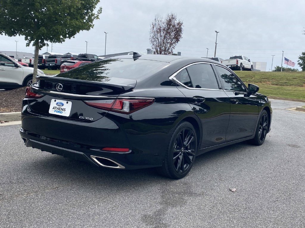 Used 2023 Lexus ES 350 F Sport w/ Accessory Package (Z2) FWD image 3