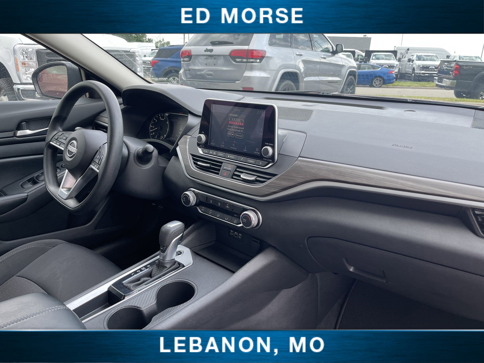 Used 2025 Nissan Altima 2.5 SV FWD image 26