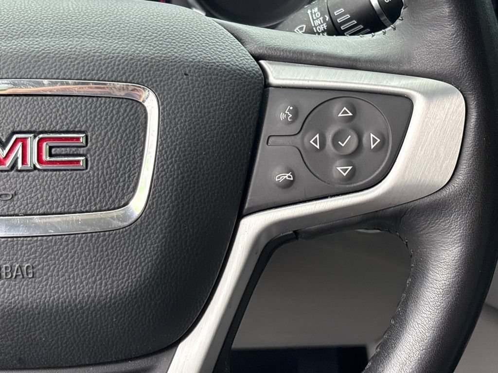 Used 2022 GMC Terrain SLT w/ Tech Package FWD image 20