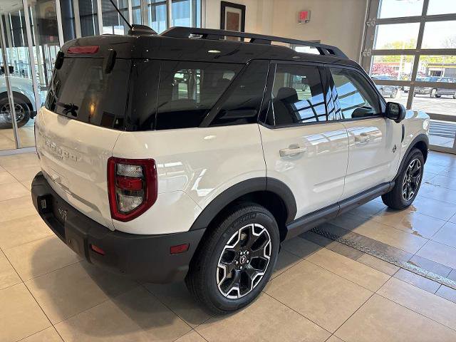 Certified 2025 Ford Bronco Sport Outer Banks w/ Outer Banks Tech Package+ AWD/4WD image 3