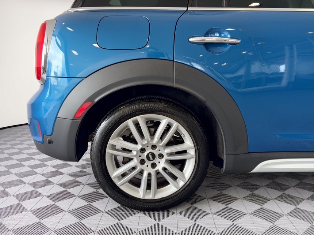 Used 2019 MINI Cooper Countryman S w/ Premium Package FWD image 13