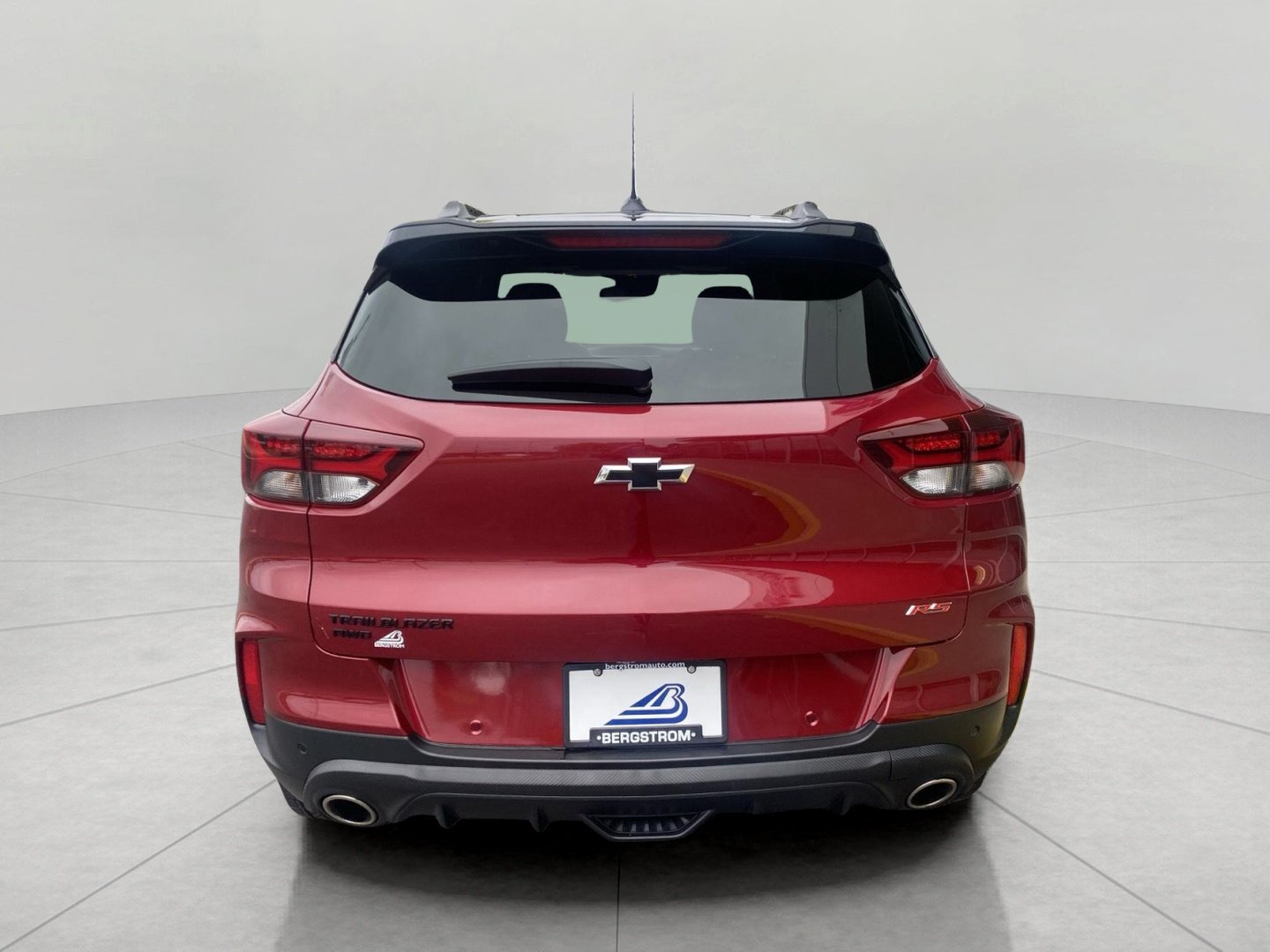 Used 2021 Chevrolet TrailBlazer RS w/ Sun and Liftgate Package AWD/4WD image 9