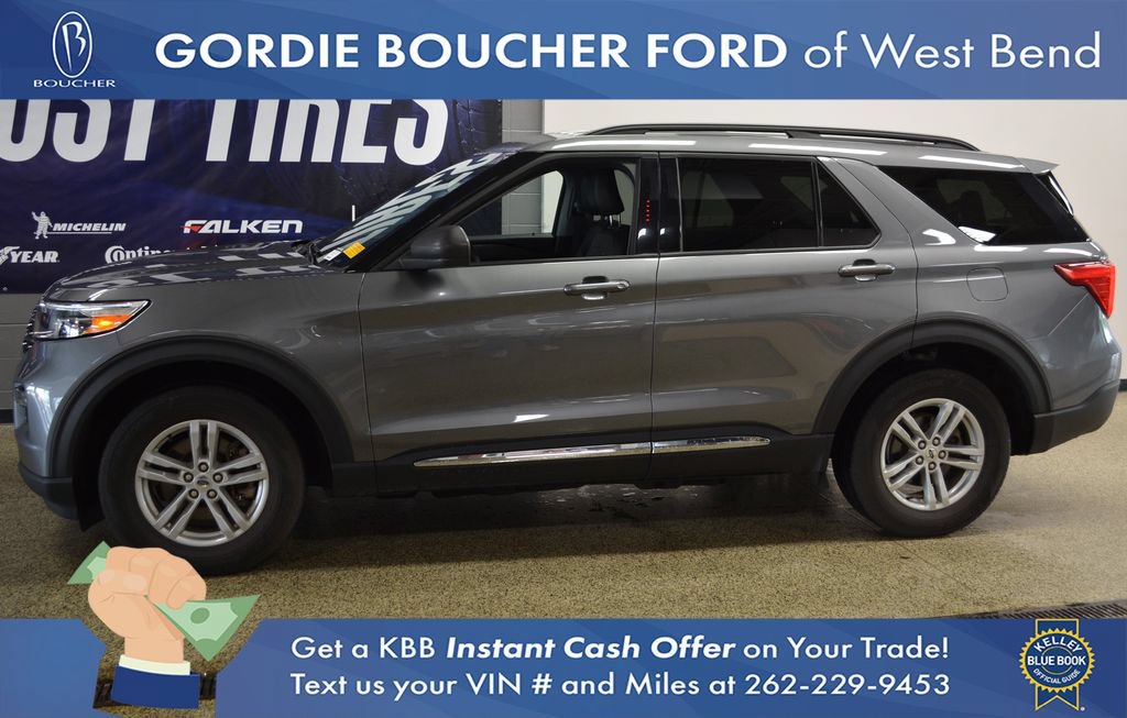 Certified 2024 Ford Explorer XLT w/ Equipment Group 202A AWD/4WD image 2