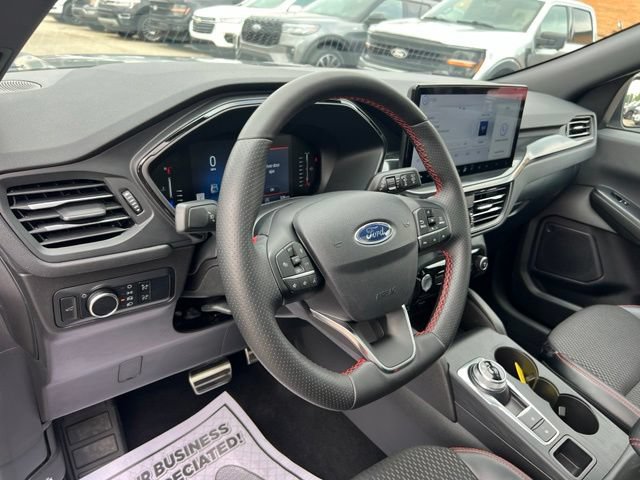 Certified 2024 Ford Escape ST-Line w/ Tech Pack #1 AWD/4WD image 7