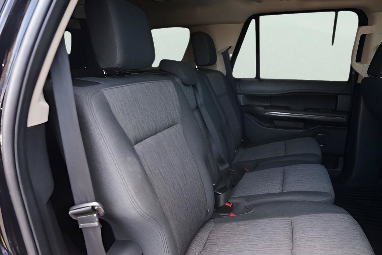 Certified 2023 Ford Expedition XLT RWD image 18