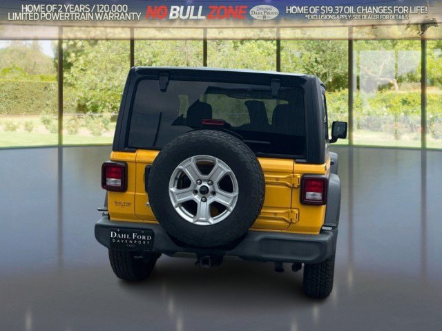 Used 2019 Jeep Wrangler Sport AWD/4WD image 4
